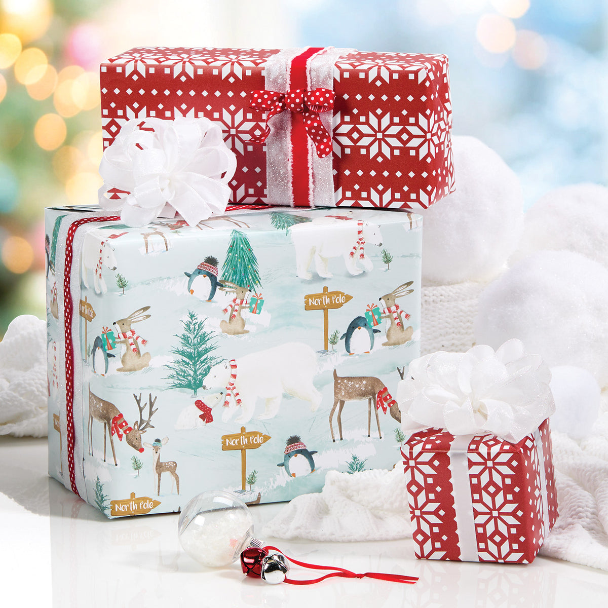 Winter Critters Jumbo Reversible Roll Wrap