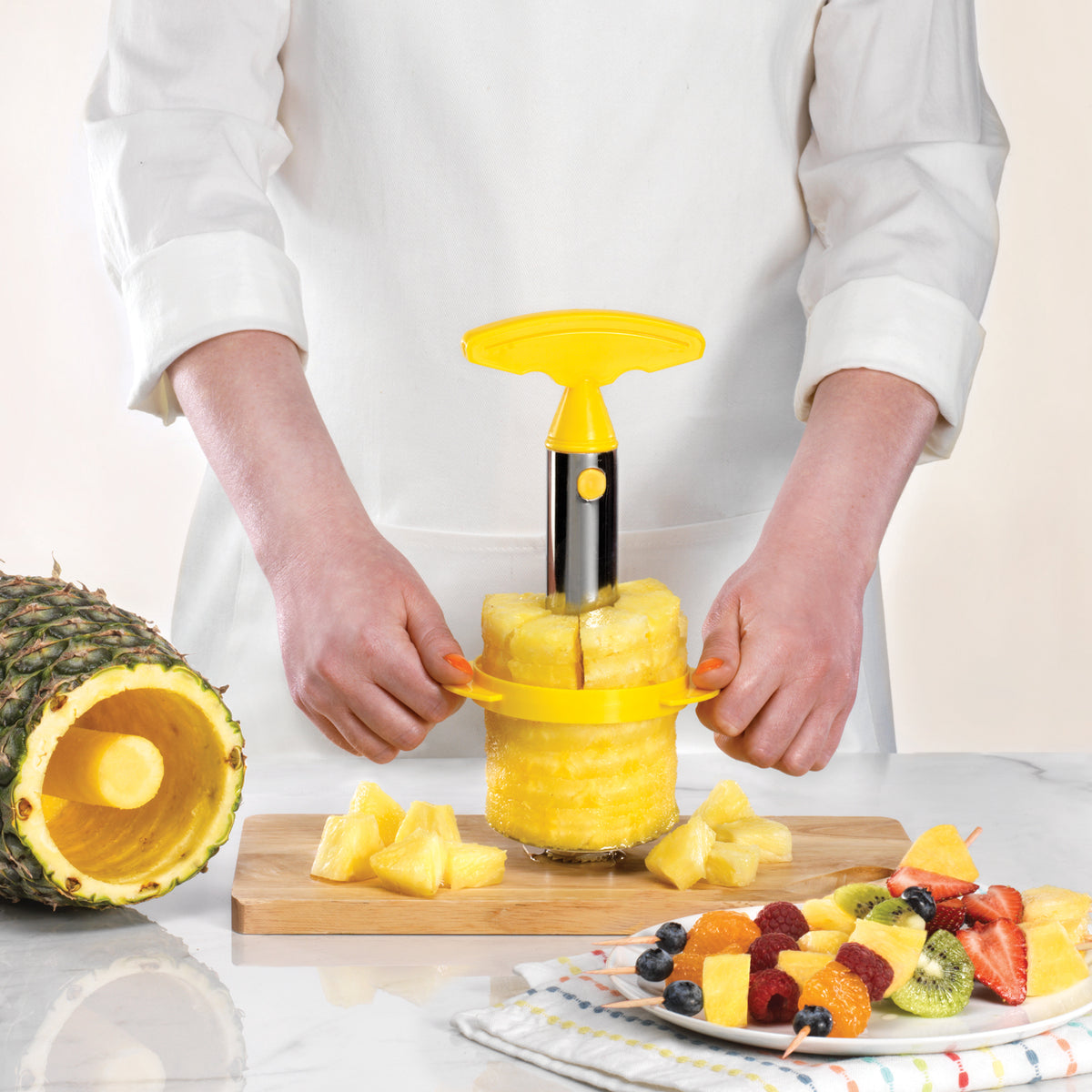Pineapple Slicer with Disc